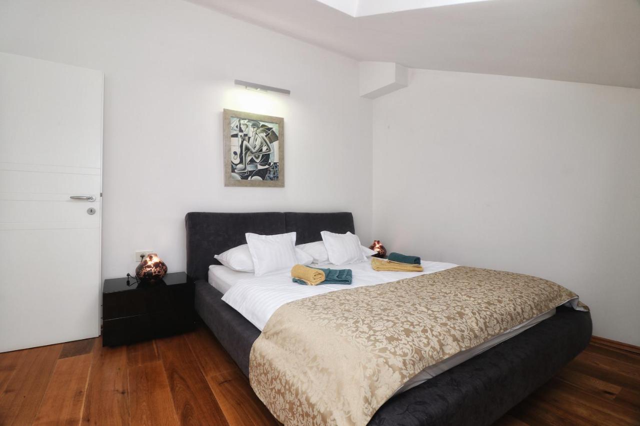 Kseni Accommodation Rovinj Buitenkant foto